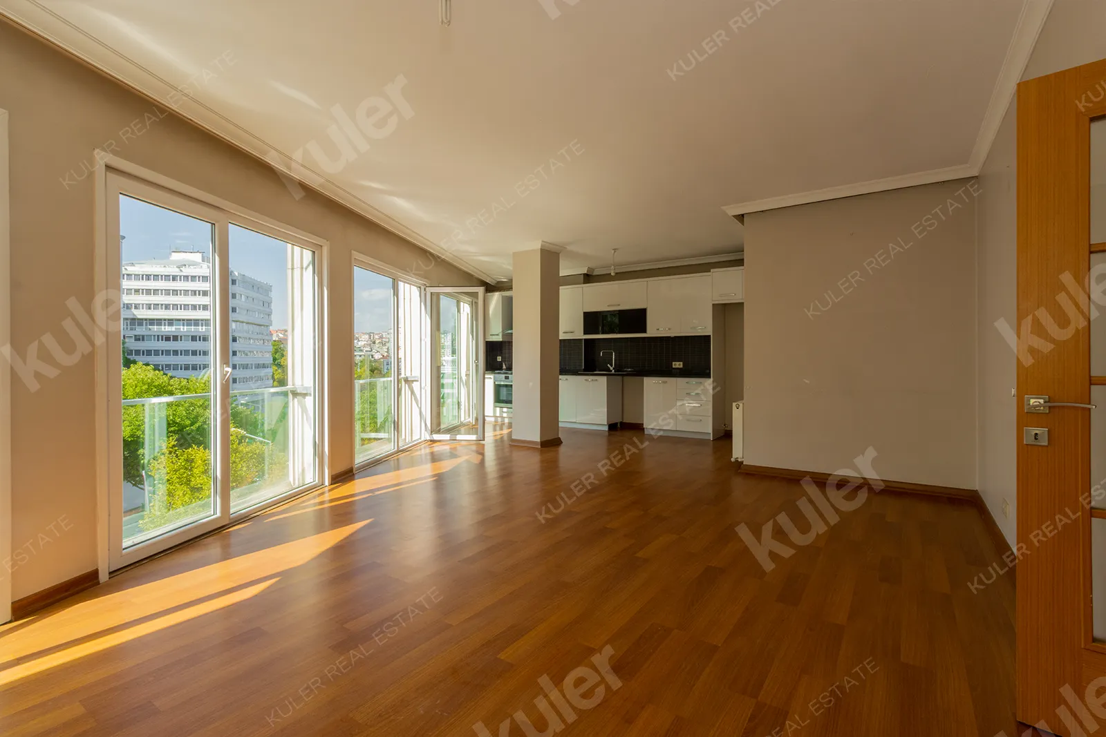 Kağıthane Gürsel’de Ara Kat 2+1 Satılık Daire